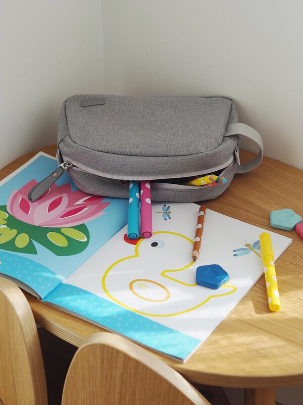 Toiletry bag heather grey