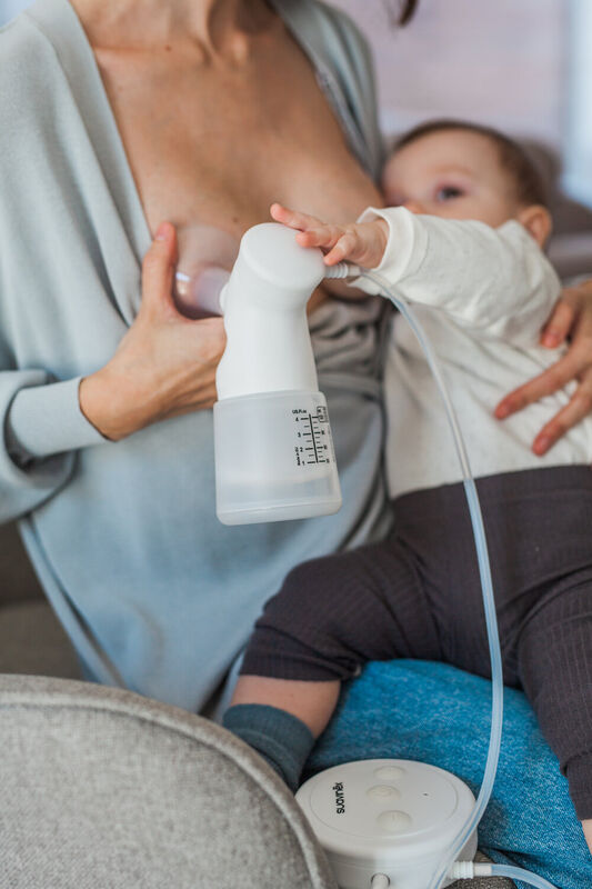 ZERO.ZERO 120 ml electric breast pump with bottle