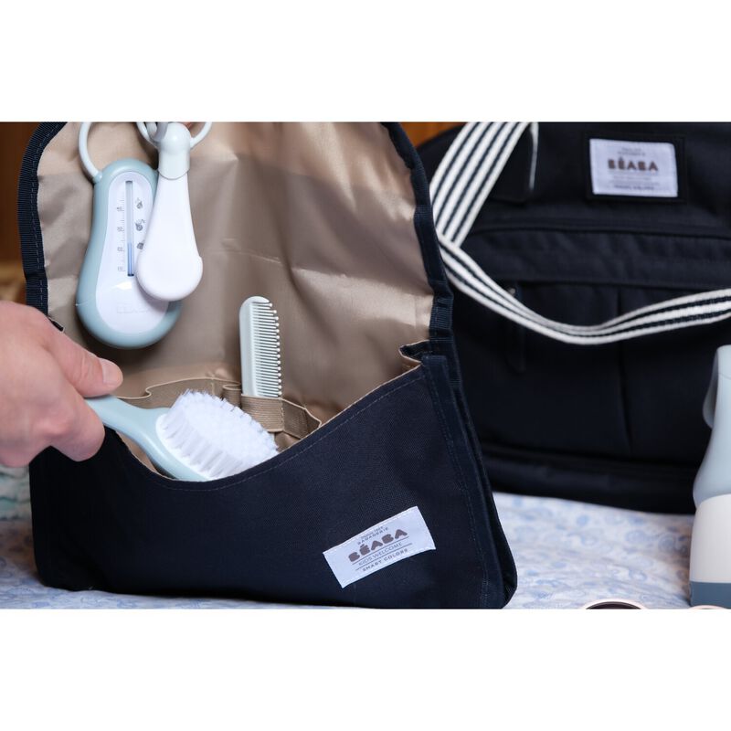 Toiletry accessory set green blue