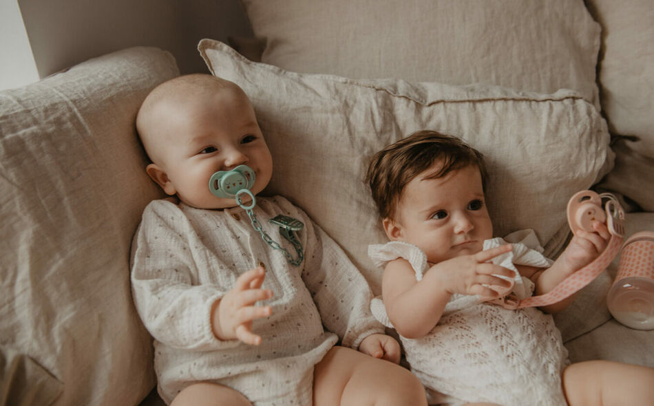 Attache-sucette ruban Bonhomia