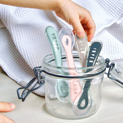 Set of 4 2nd age silicone spoon blue