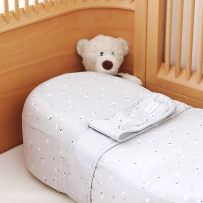 Cocoonababy&reg; (with sheet) moon and stars