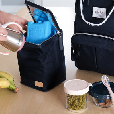 Insulated lunch pouch dark blue