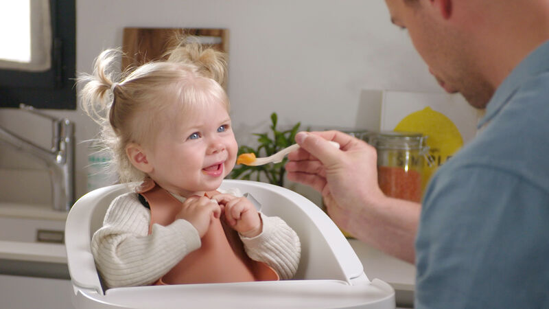 Silicone bib terracotta