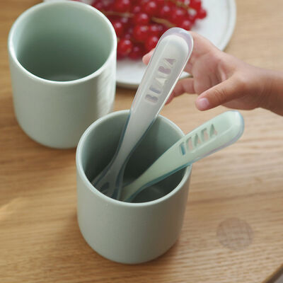 Lot de 2 cuill&egrave;res 1er &acirc;ge silicone avec boite de transport 