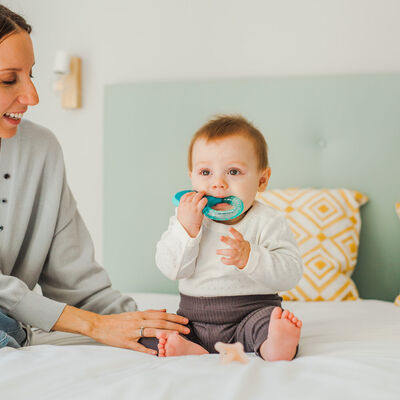 Anneau de dentition r&eacute;frig&eacute;rant