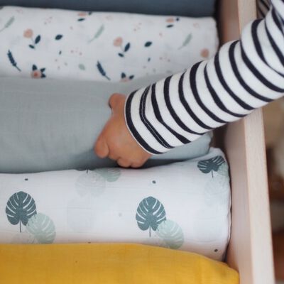 Set of 2 XXL cotton muslins wraps honey yellow/starry night