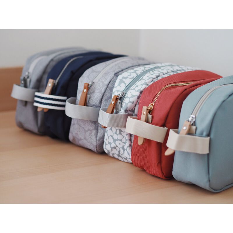 Toiletry bag sage green