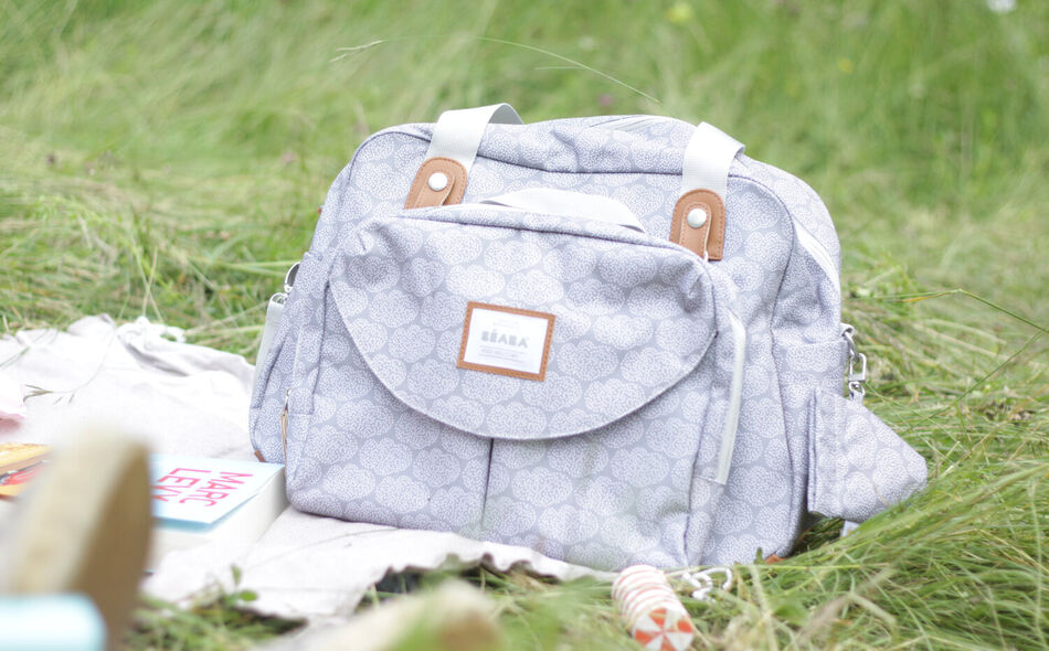 Gen&egrave;ve changing bag tiny clouds