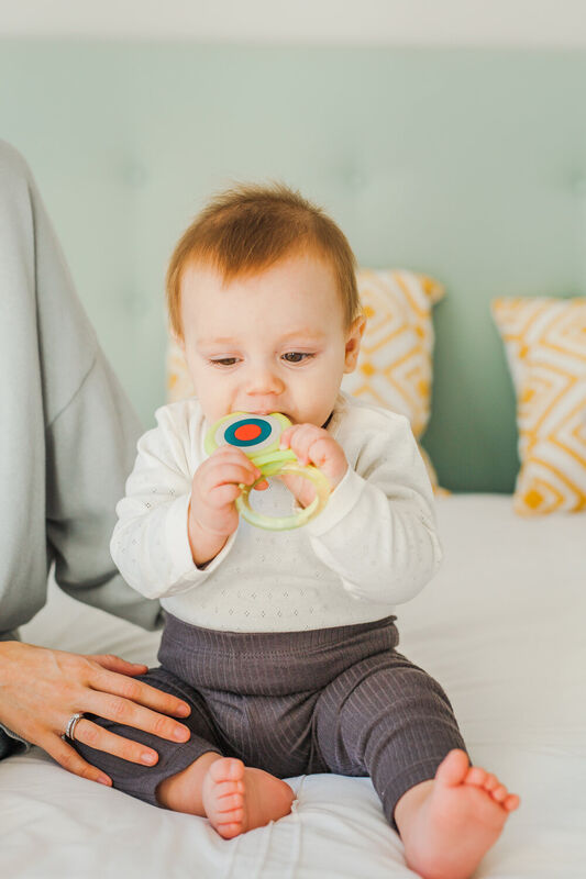 Anneau de dentition r&eacute;frig&eacute;rant