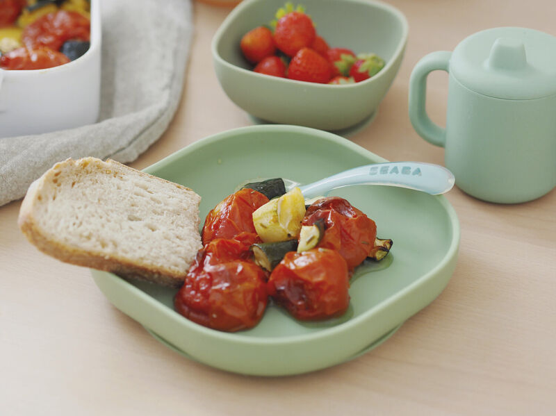 Silicone plate with suction cup sage green