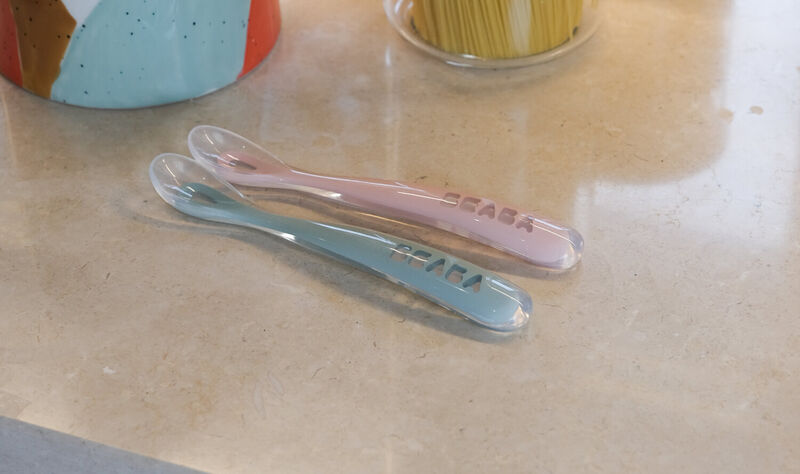 1st stage silicone spoon old pink