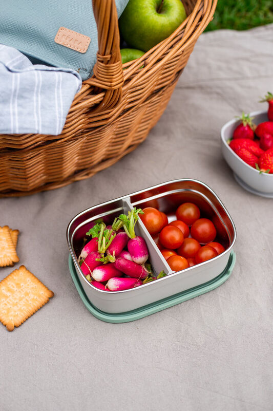 Lunch box sage green