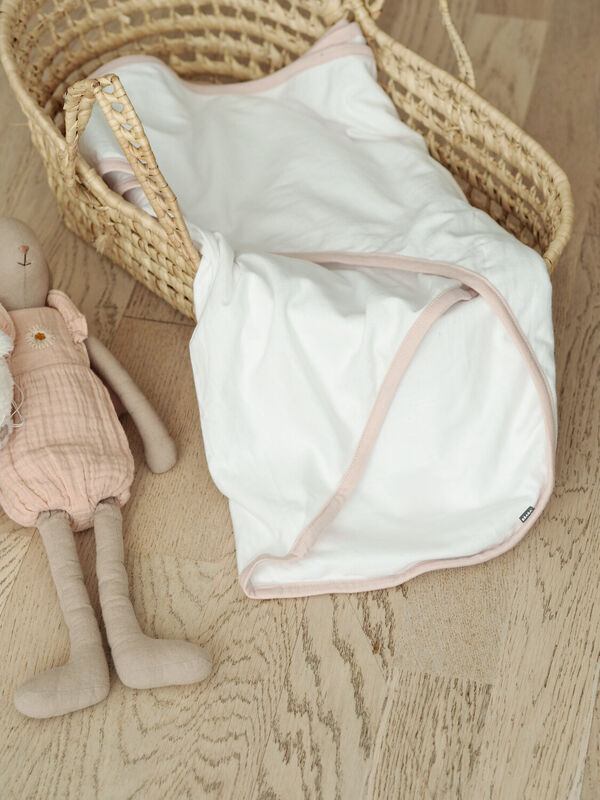 The Miracle Blanket&trade; white