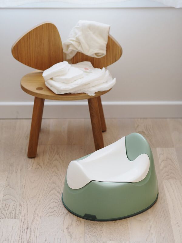 Ergonomic potty sage green