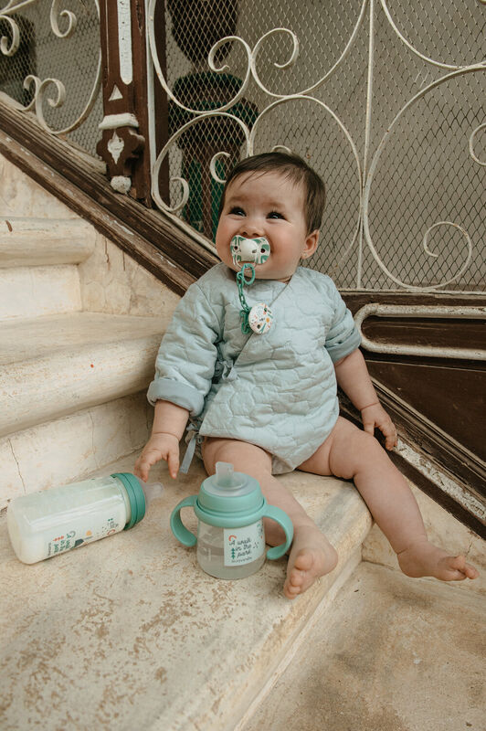 Primer biber&oacute;n con asas y boquilla de silicona +6M 150 ml