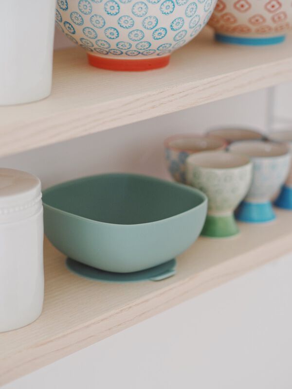 Bol silicone ventouse sage green